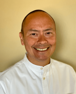 Headshot of Leonardo Arriola
